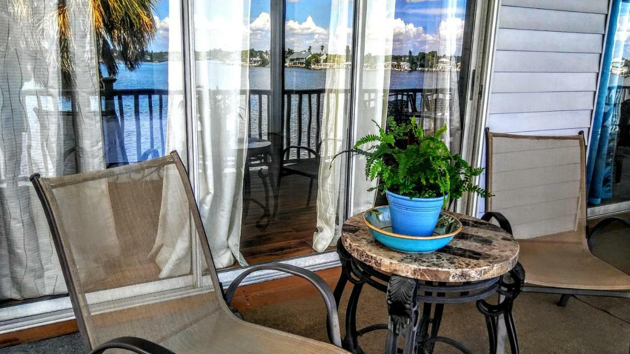 3000 Sq Ft Beach And Bay Condo Сант Пит Бич Экстерьер фото